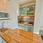 Bord De Apartment